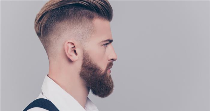 Cabelo crespo com riscas de navalha para 2020  Mens haircuts fade,  Haircuts for men, Beard hairstyle