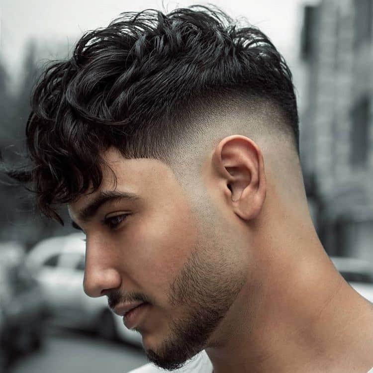 corte de cabelo masculino raspado do lado