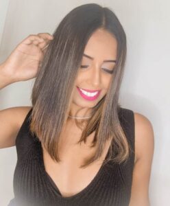 Morena iluminada cabelo curto liso: fotos, cuidados, dicas - Cortes de