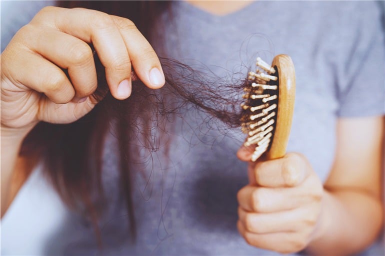 Como fazer o cabelo parar de cair urgente